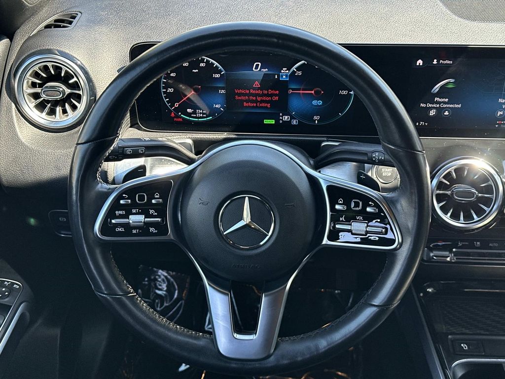 Thumbnail: 2023 Mercedes-Benz EQB - 21