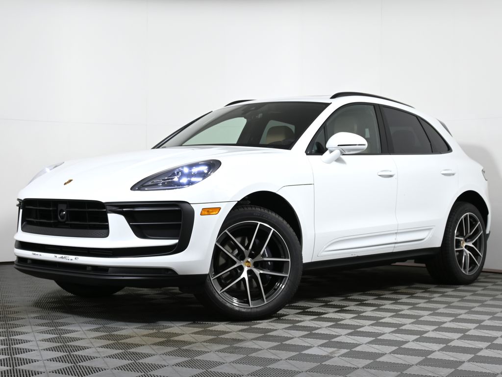 2024 Porsche Macan  -
                Warwick, RI