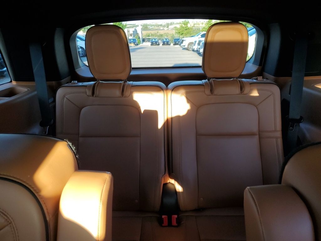 Used Car 2020 Lincoln Aviator  Black Label For Sale Under $35,000 In Austin, Texas