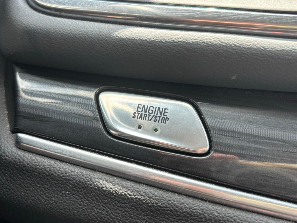 2020 Buick Enclave Essence photo