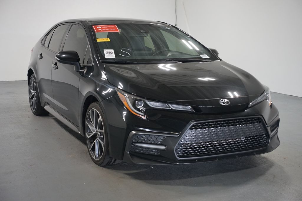 Thumbnail: 2022 Toyota Corolla - 3