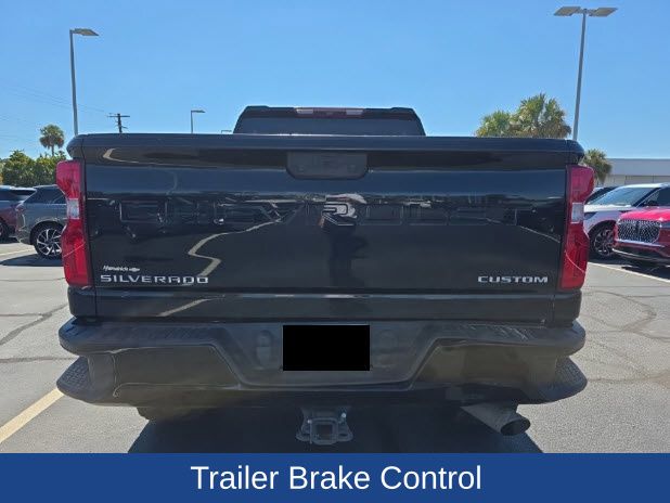 2021 Chevrolet Silverado 2500HD 4WD Crew Cab Standard Bed Custom