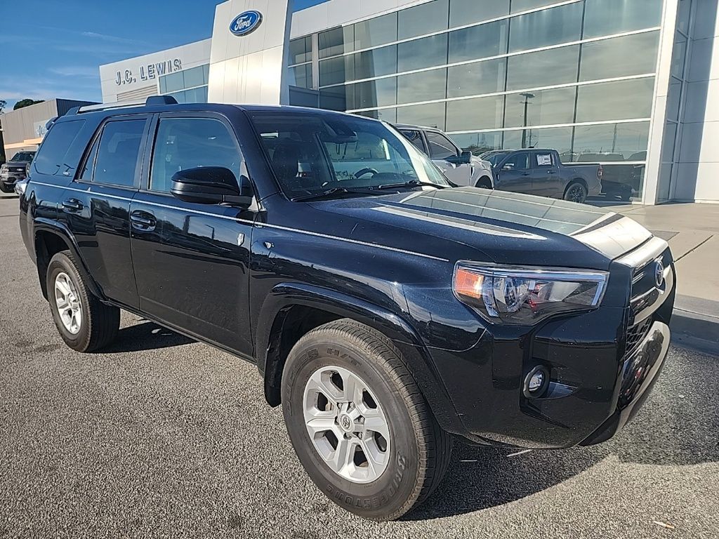 2023 Toyota 4Runner SR5