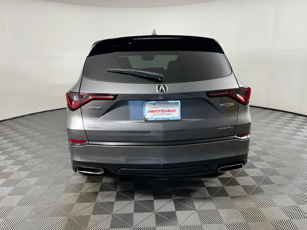 Thumbnail: 2022 Acura MDX - 4