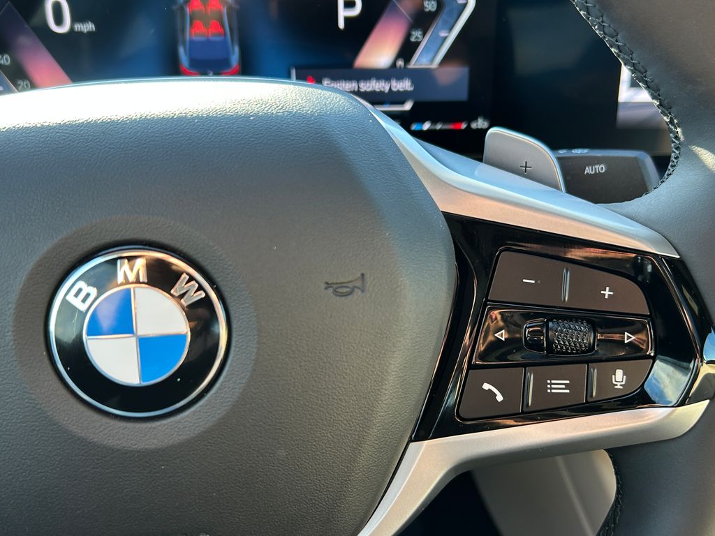 Thumbnail: 2025 BMW 4 Series - 21