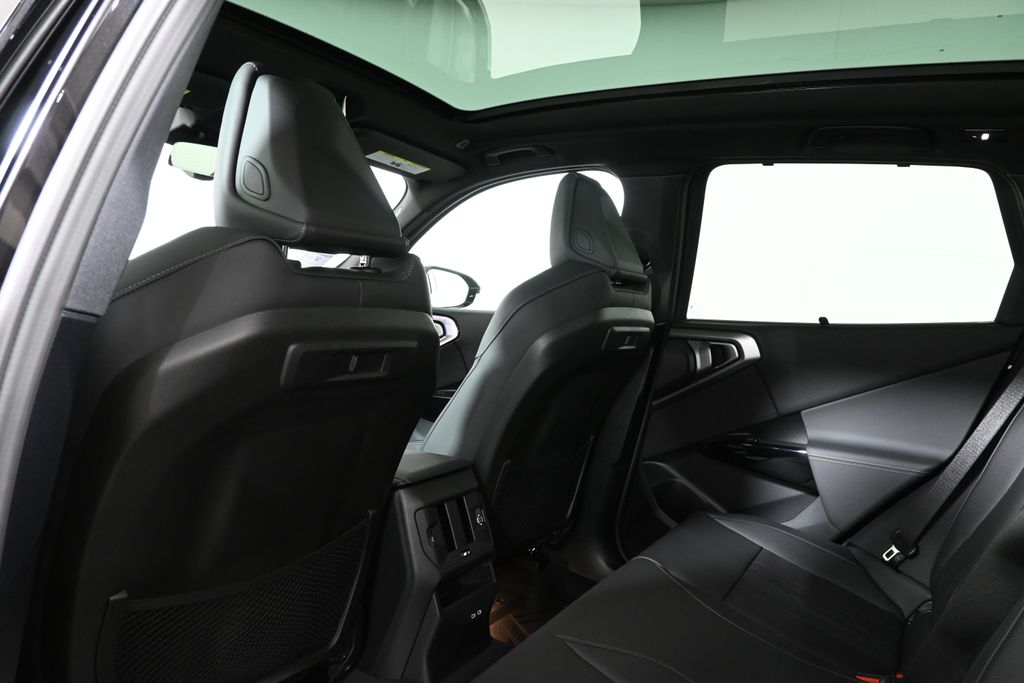 Thumbnail: 2026 BMW X3 - 32