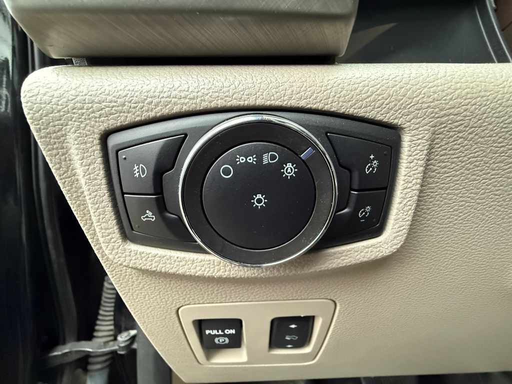 Certified Used 2020 Black Ford Limited image 43