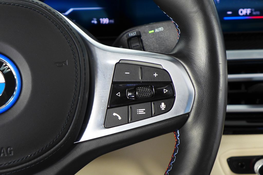 Thumbnail: 2023 BMW i4 - 29