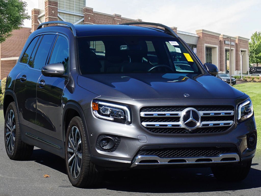 Thumbnail: 2022 Mercedes-Benz GLB - 3