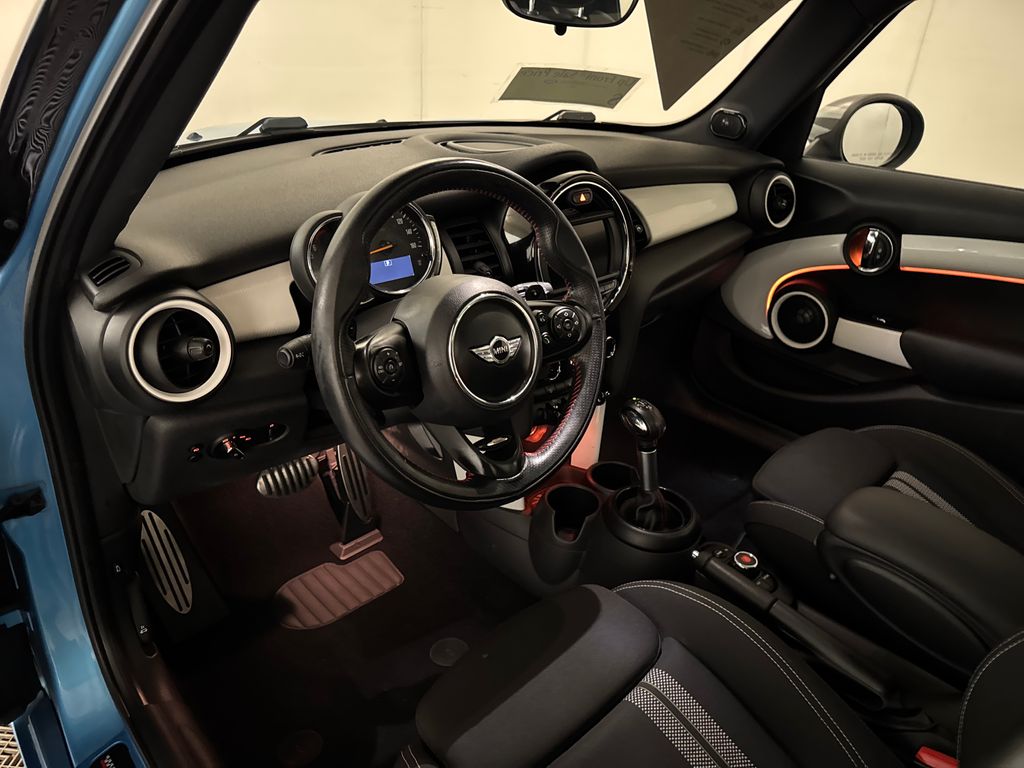 2018 Electric Blue Metallic MINI Cooper S Base FWD Hatchback