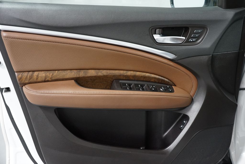 Thumbnail: 2020 Acura MDX - 31