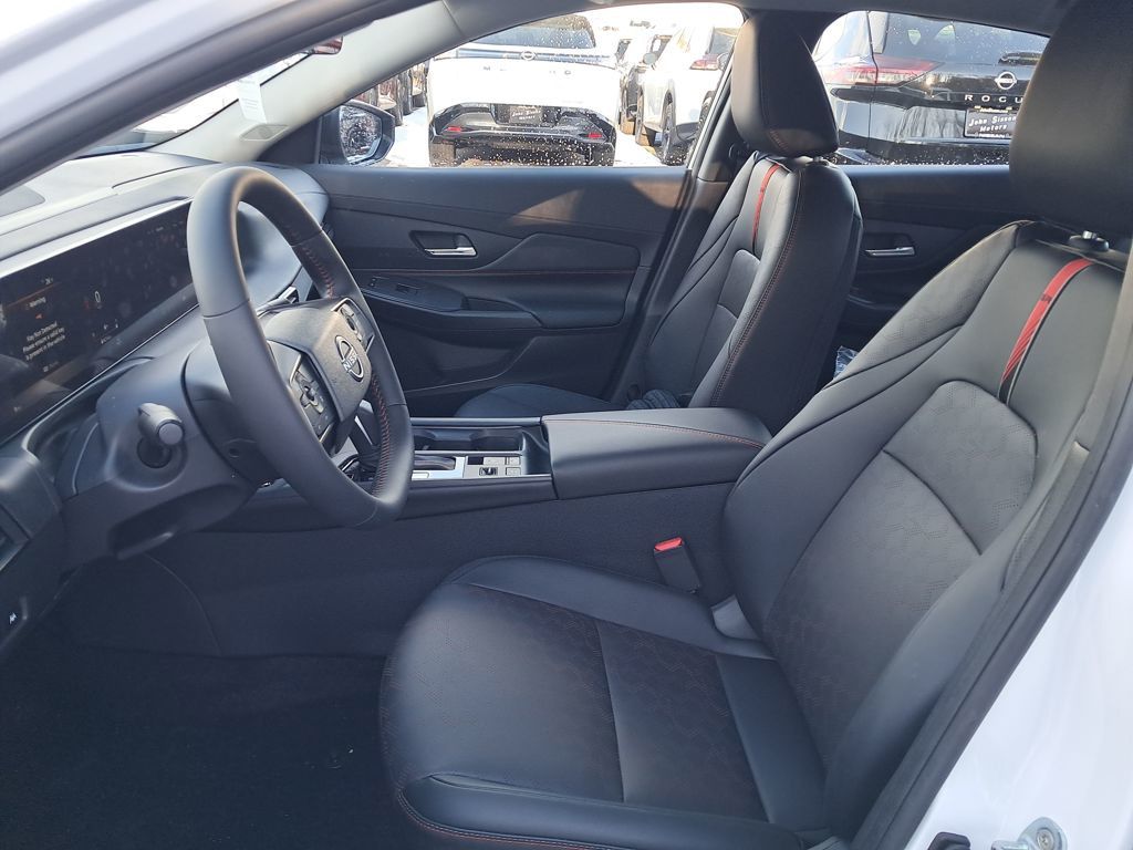 2026 Nissan Sentra SR - 9