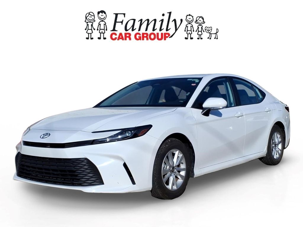 Ice Cap 2025 Toyota Camry Sedan Front-Wheel Drive Continuously Variable Transmission