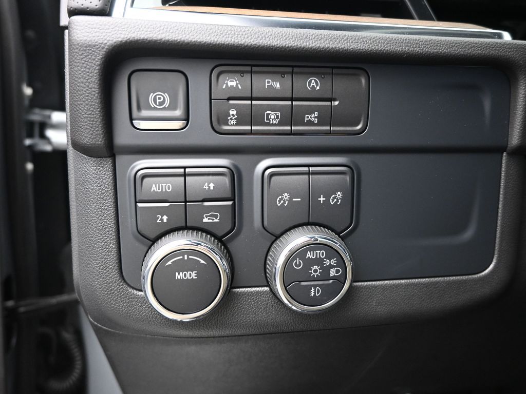 2025 Chevrolet Tahoe 4WD High Country