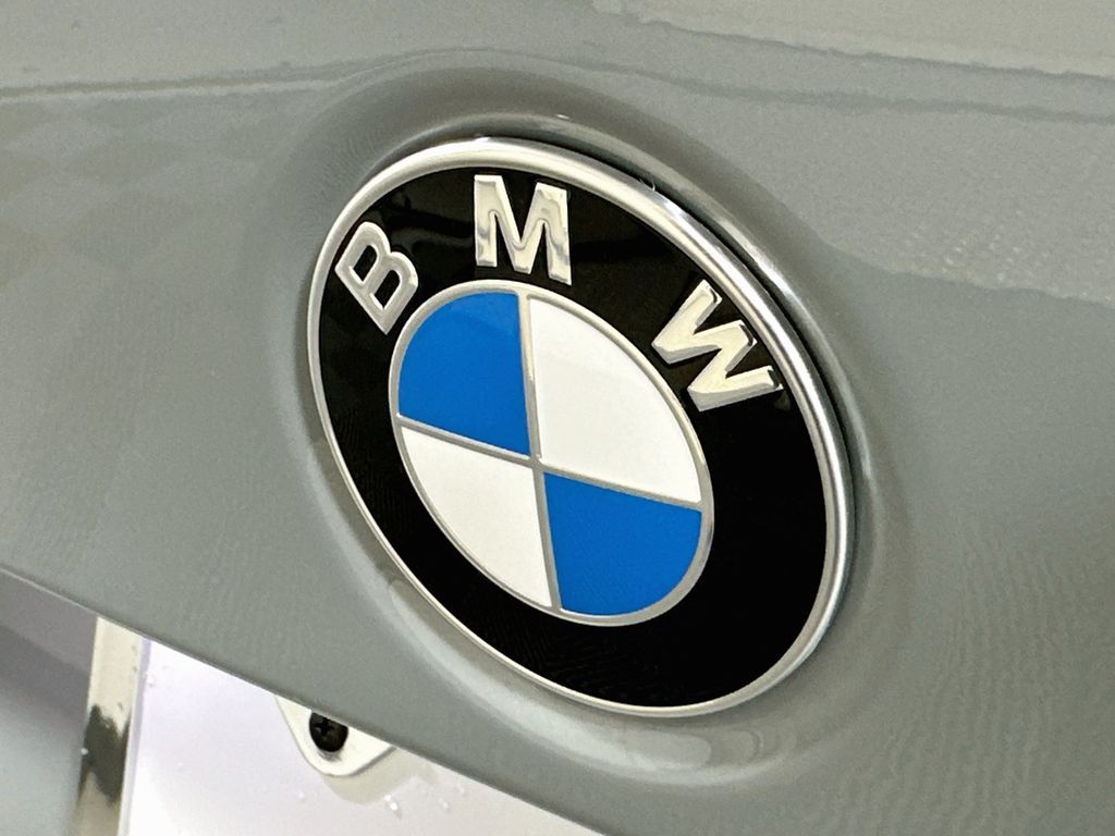Thumbnail: 2026 BMW 3 Series - 22