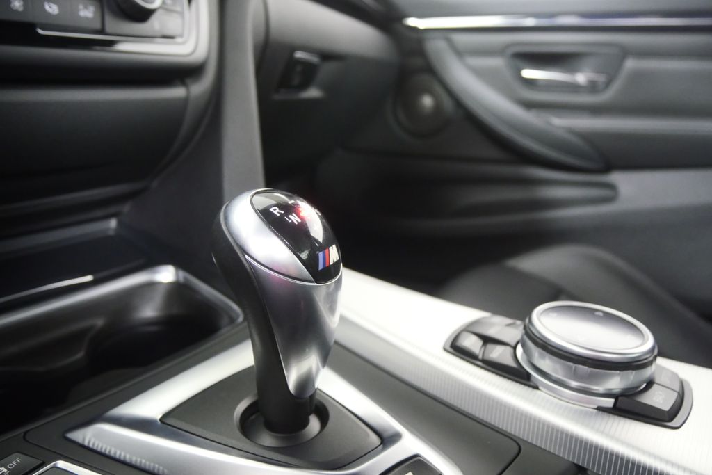 Thumbnail: 2015 BMW M4 - 26