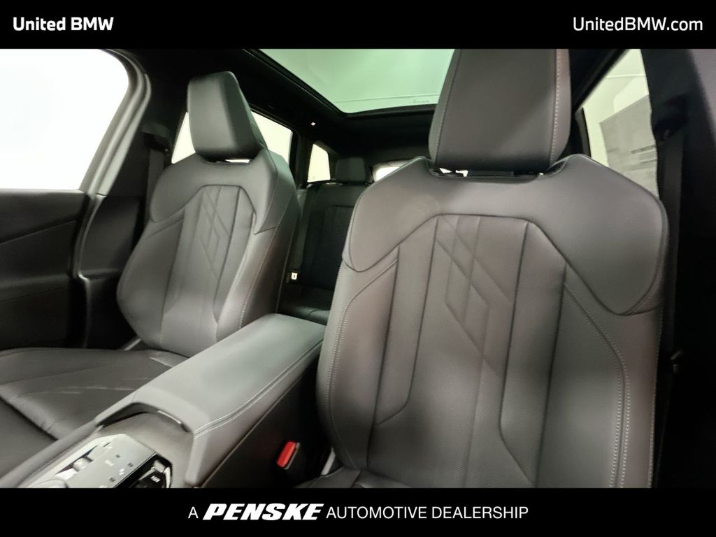 Thumbnail: 2026 BMW X3 - 13