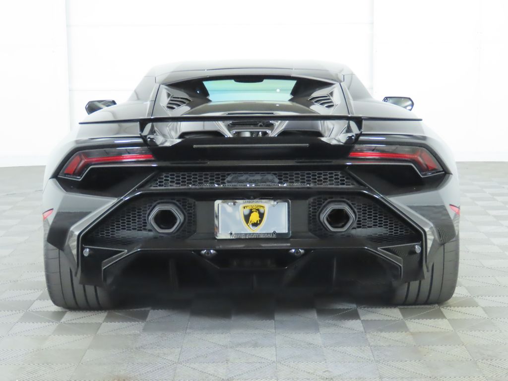 2024 Lamborghini Huracan Tecnica 6