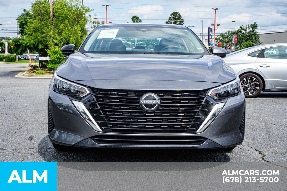 Used 2024 Gray Nissan SV image 10