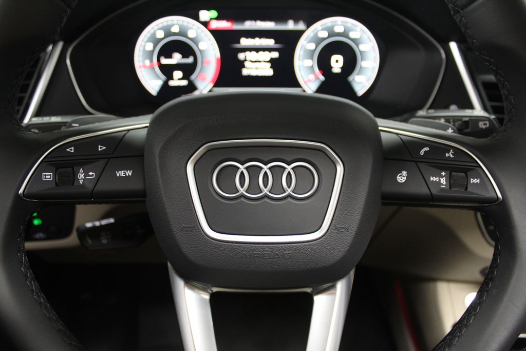 Thumbnail: 2025 Audi Q5 - 26