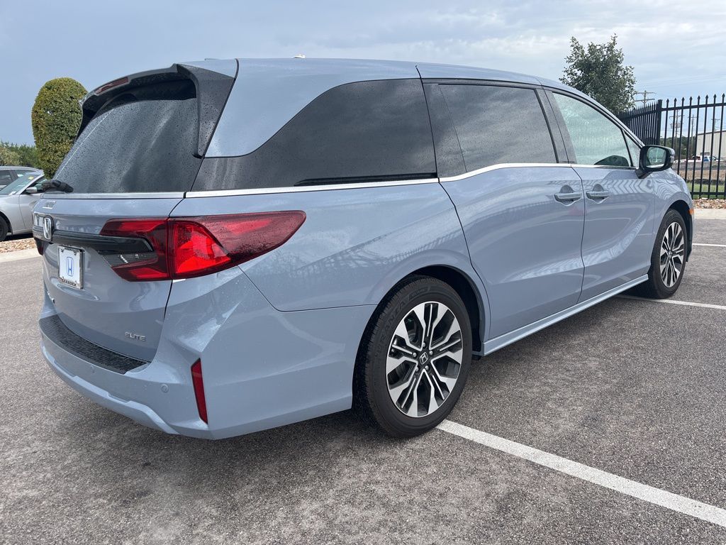 Thumbnail: 2025 Honda Odyssey - 4
