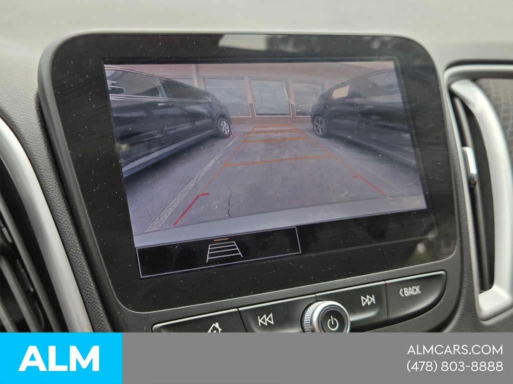 Used 2024 Gray Chevrolet LT image 19