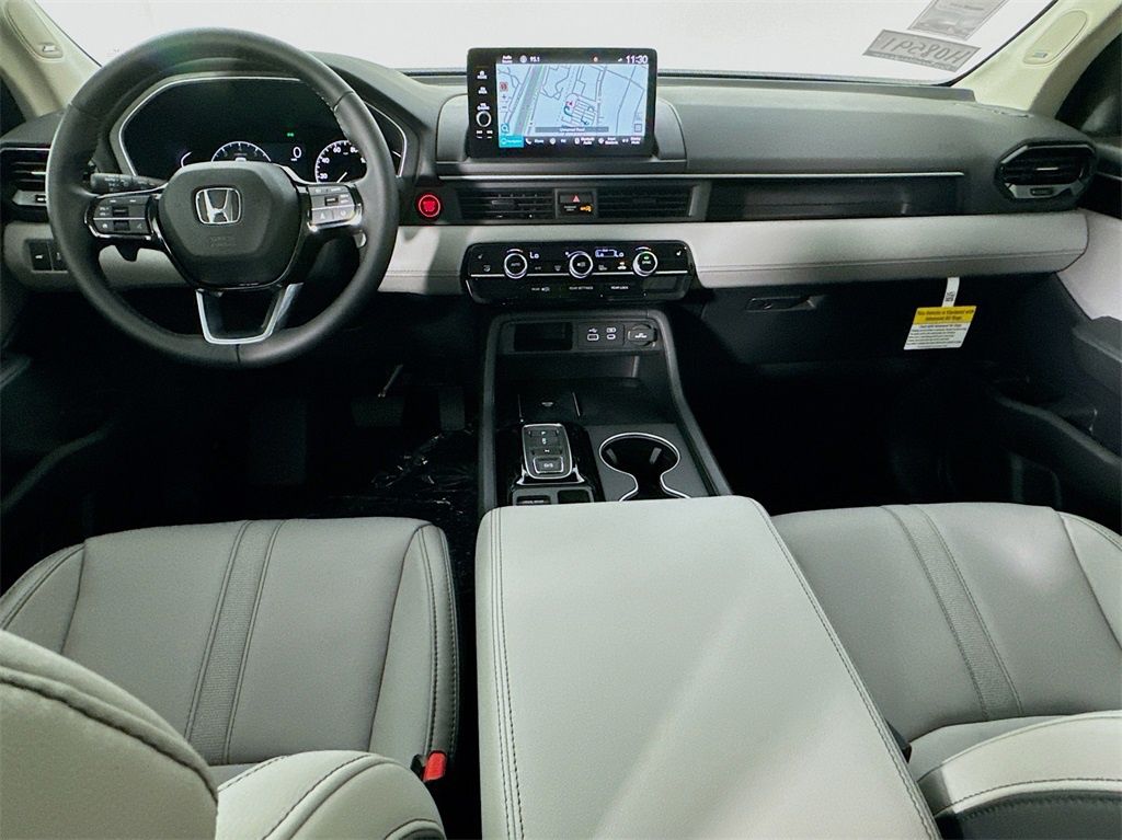 New Car 2025 Honda Pilot  Touring For Sale Under $50,000 In Austin, Texas