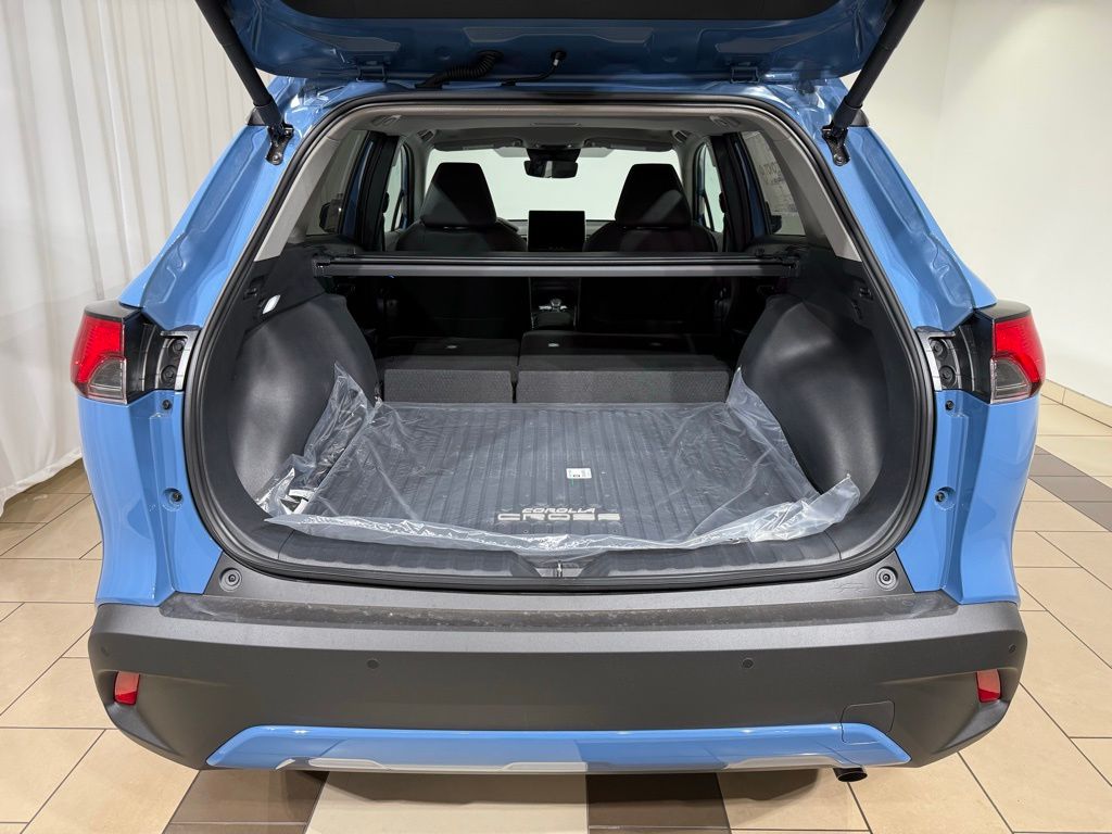 Thumbnail: 2026 Toyota Corolla Cross - 12