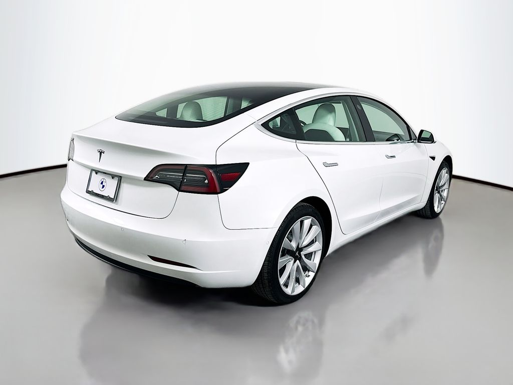 2020 Tesla Model 3 Standard Range 5