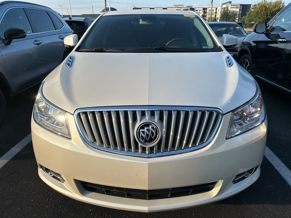 Thumbnail: 2010 Buick LaCrosse - 5