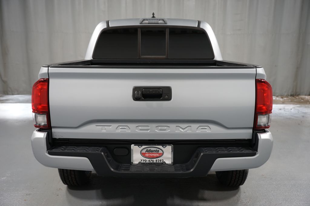 Thumbnail: 2022 Toyota Tacoma - 7