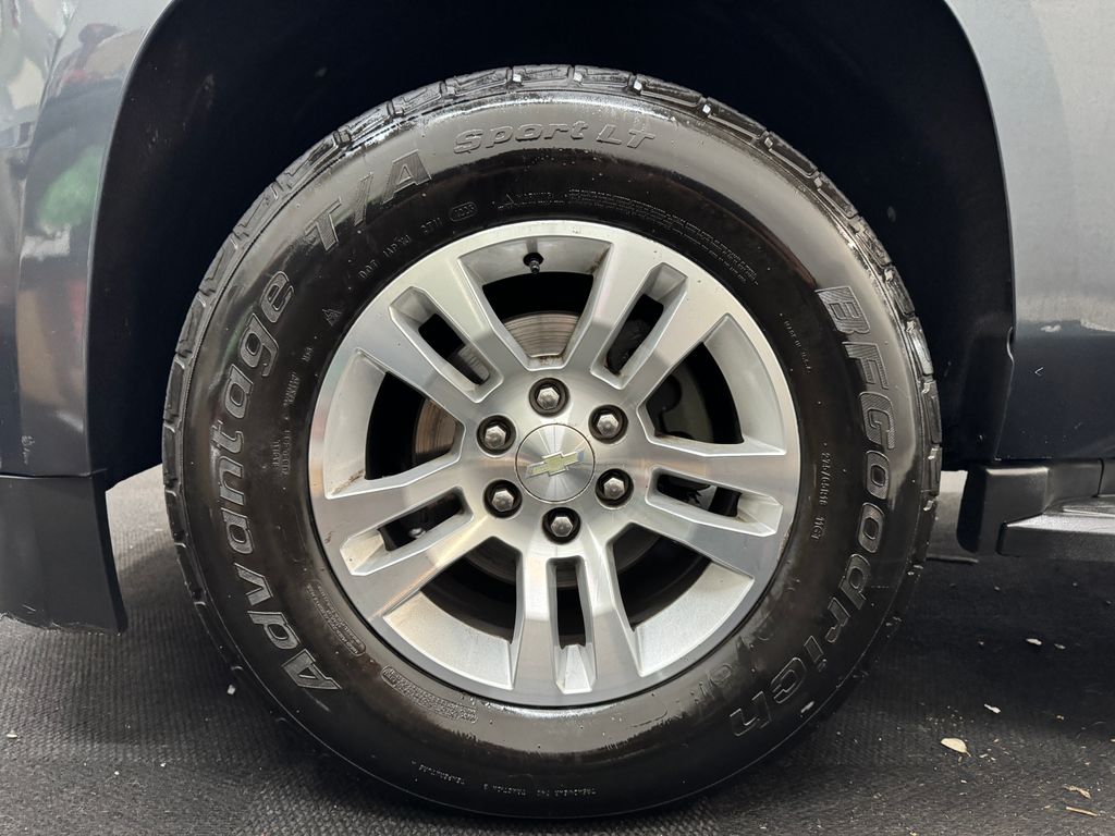 2019 Chevrolet Suburban LT