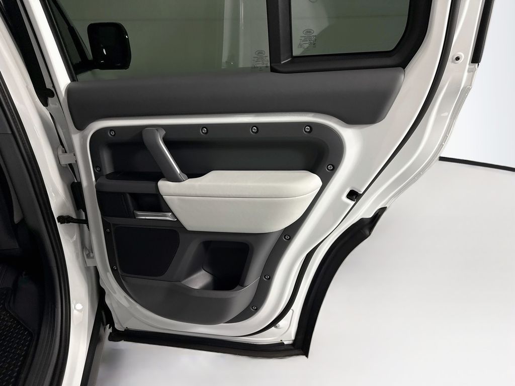 Thumbnail: 2026 Land Rover Defender - 28