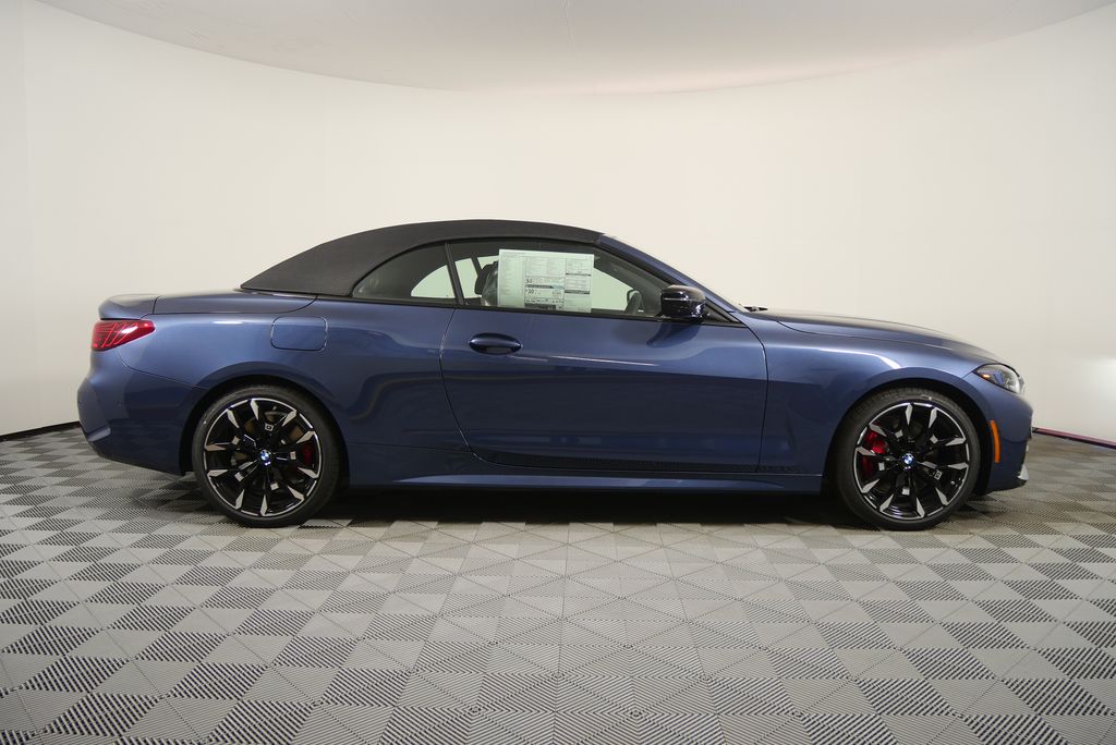 Thumbnail: 2026 BMW 4 Series - 2