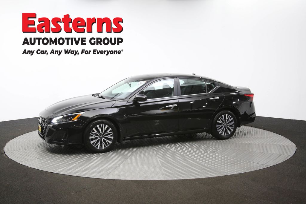Used 2023 Black Nissan 2.5 SV image 56