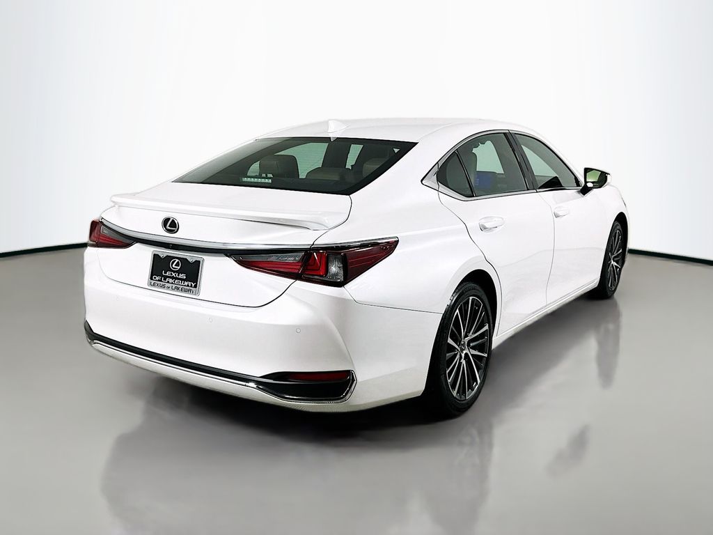 2024 Lexus ES Hybrid 300h 5