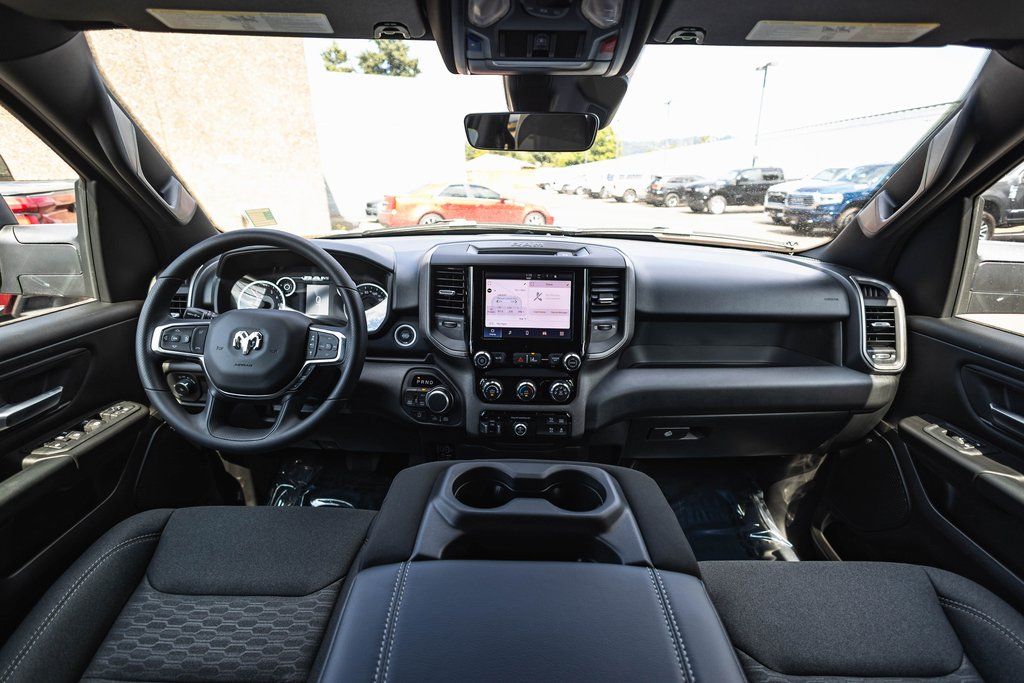 2026 Ram 1500 Tradesman thumbnail 21