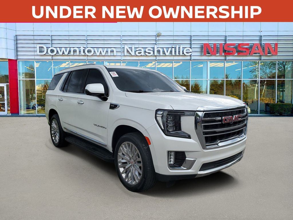  2024 GMC Yukon SLT RWD   