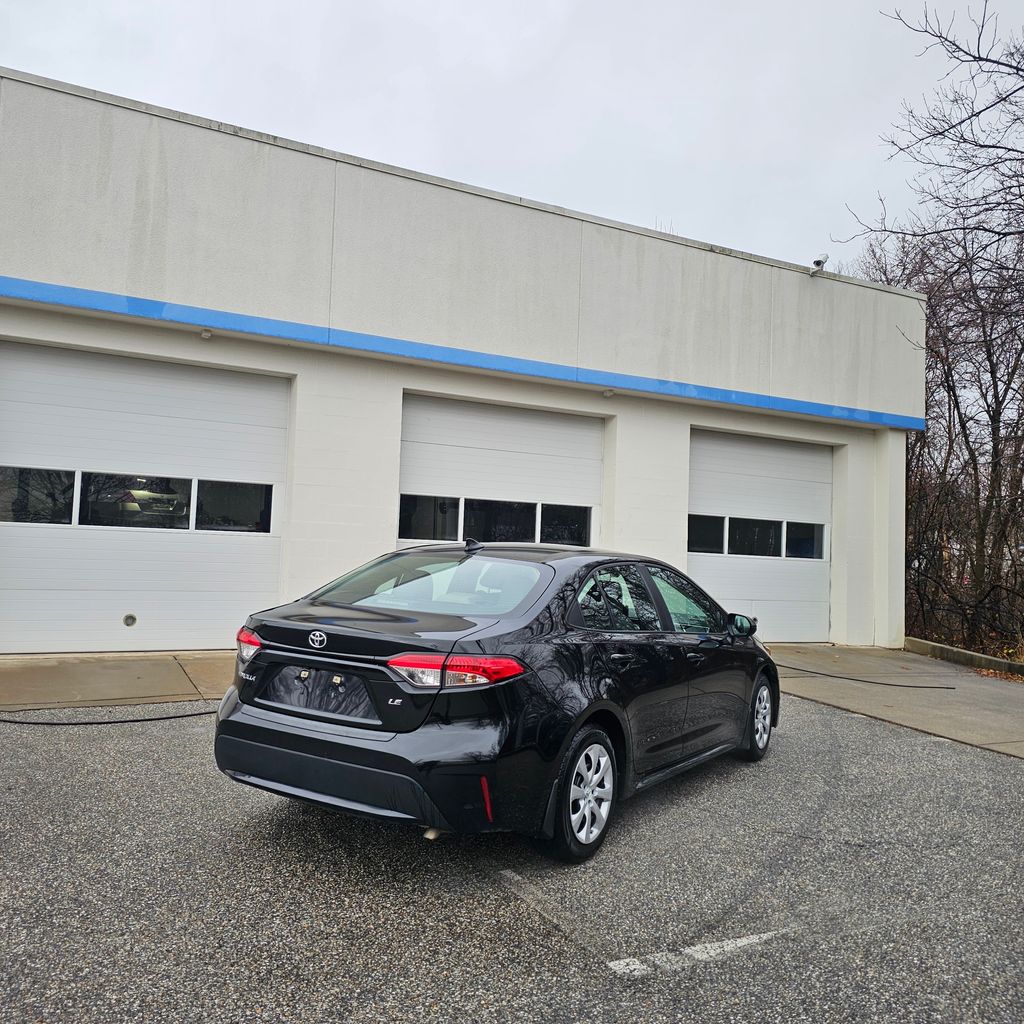 2022 Toyota Corolla LE