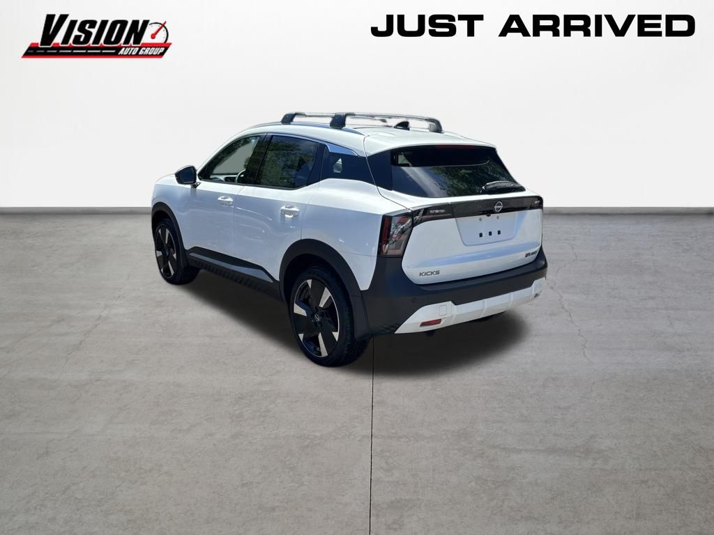 New 2026 White Nissan SR image 8