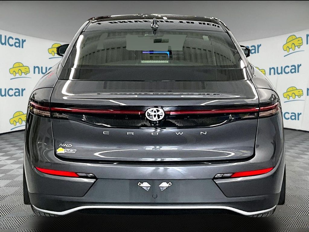 2023 Toyota Crown — photo 5