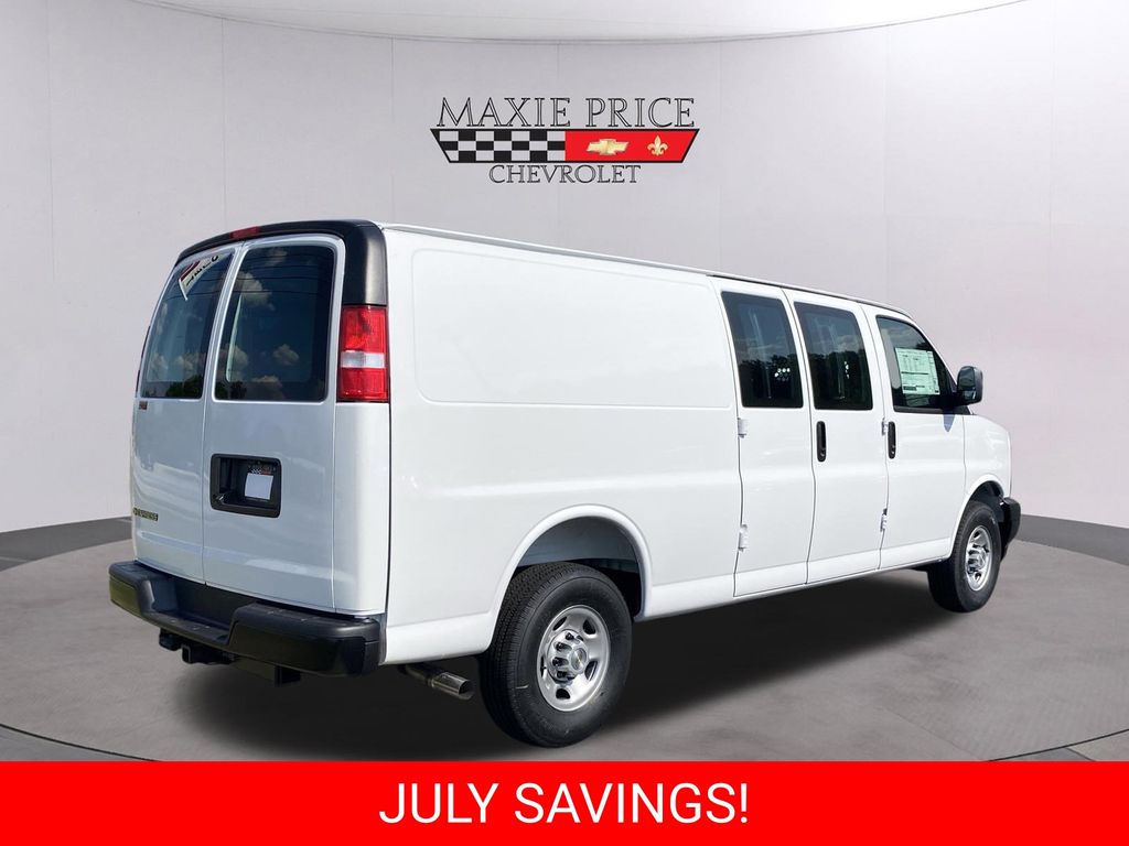 New 2026 Chevrolet Express 2500 Van