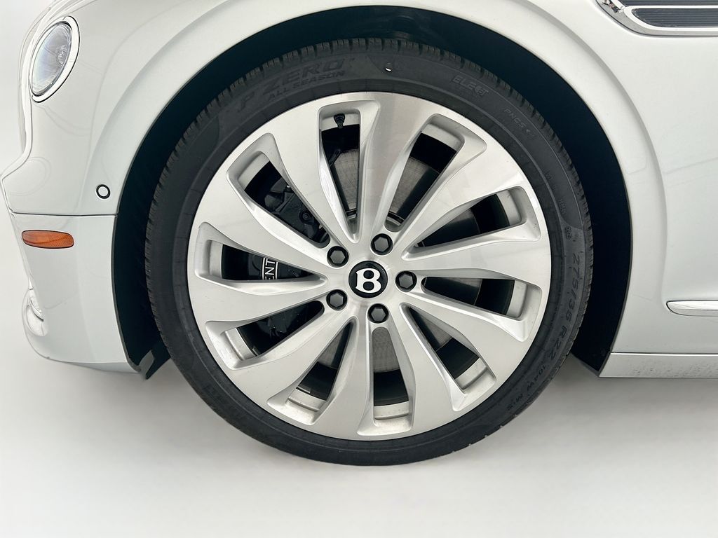 Thumbnail: 2026 Bentley Flying Spur - 29