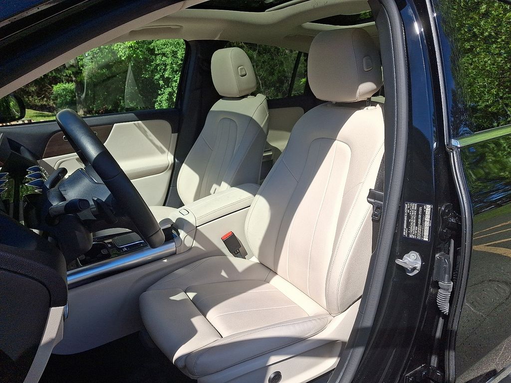 2021 Mercedes-Benz GLA 250 4MATIC 13