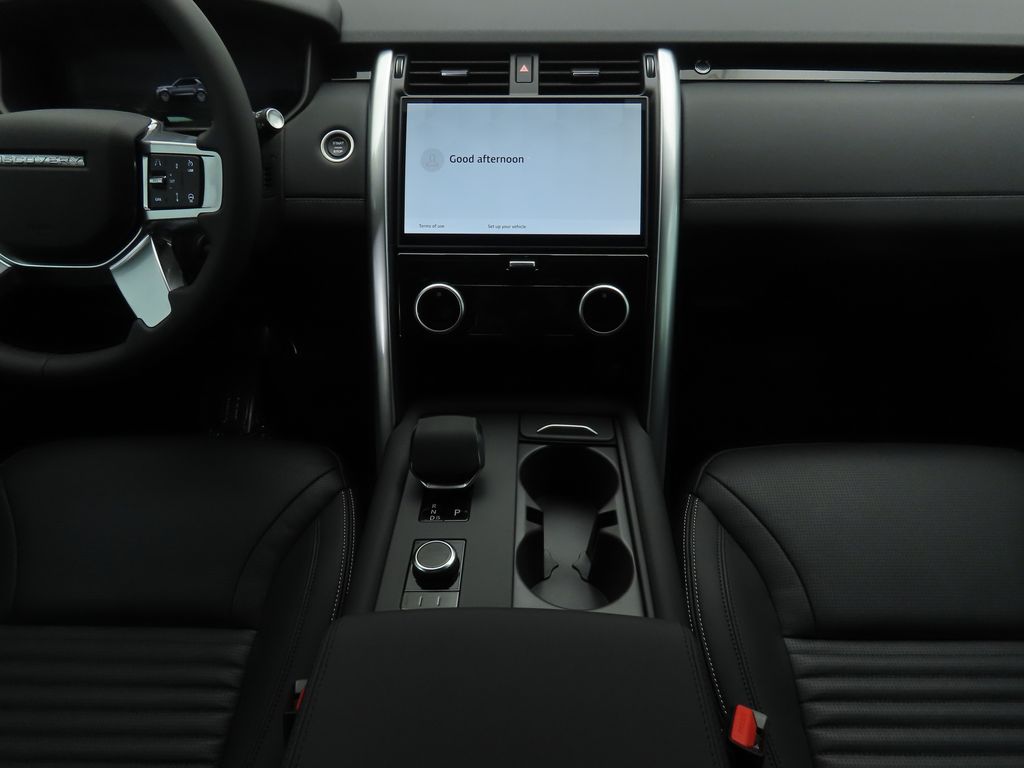 Thumbnail: 2025 Land Rover Discovery - 13