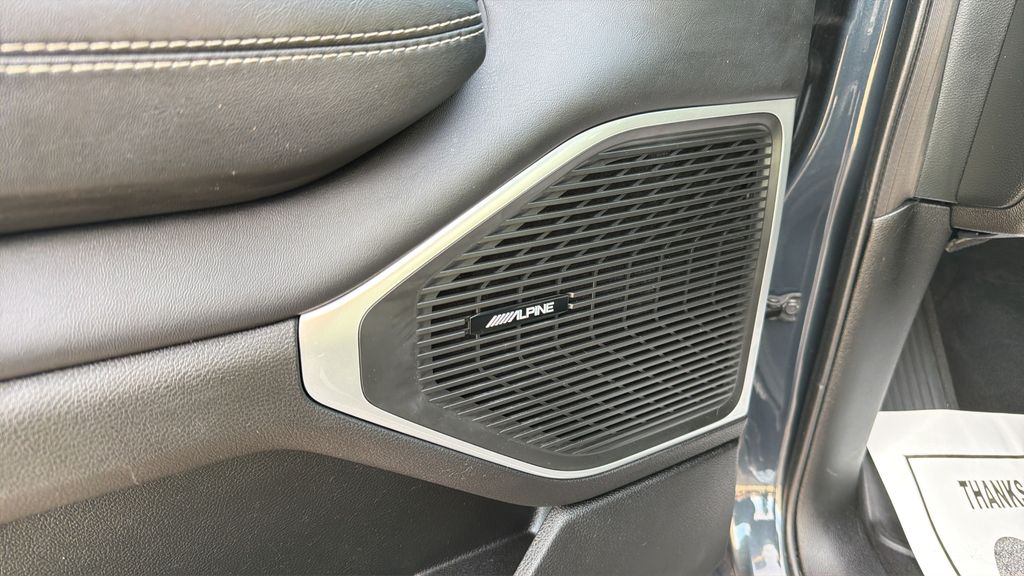 2024 Wagoneer L Wagoneer L