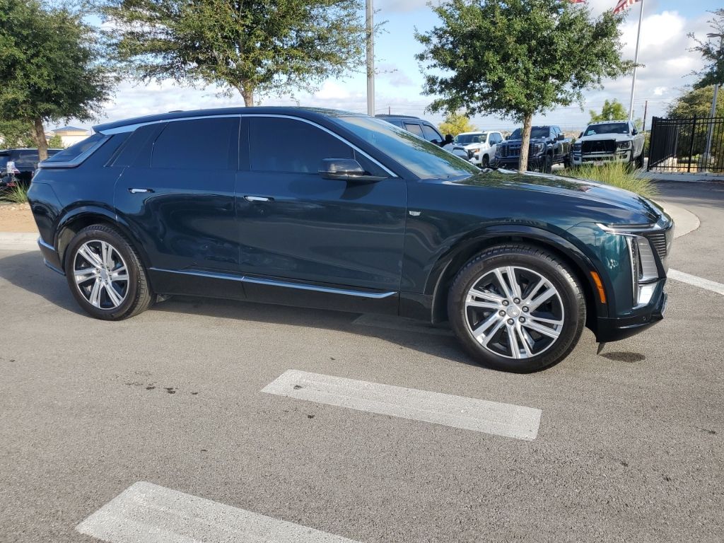 Used Car 2024 Cadillac Lyriq  Tech For Sale Under $40,000 In Austin, Texas