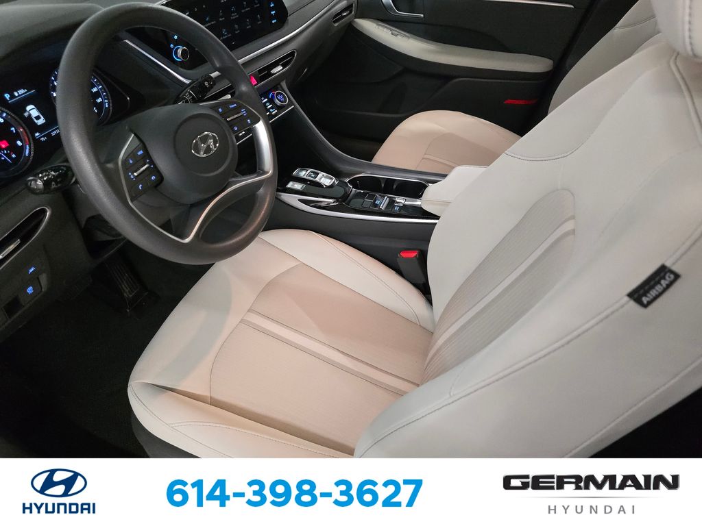 Used 2023 Gray Hyundai SEL image 18