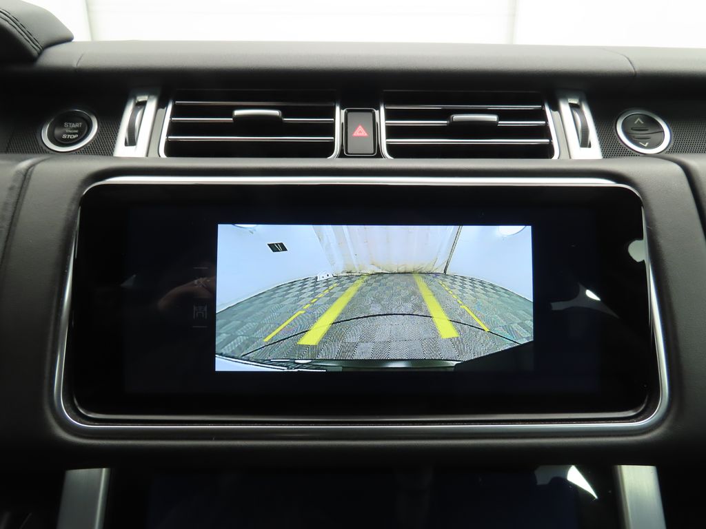 Thumbnail: 2020 Land Rover Range Rover - 15
