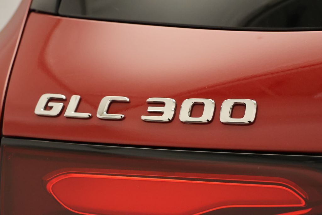 Thumbnail: 2026 Mercedes-Benz GLC - 9